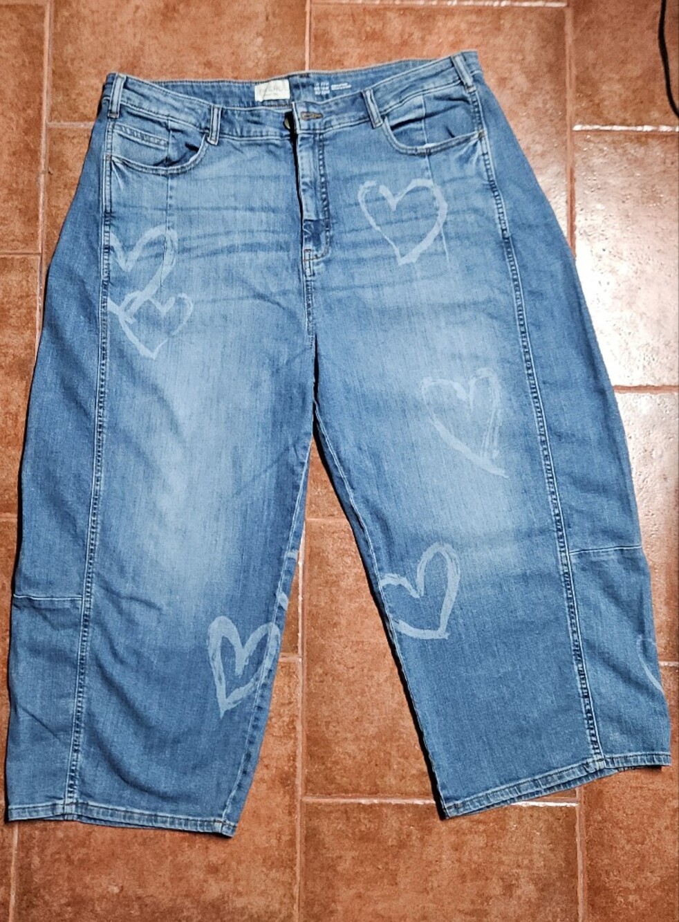 Anthropologie Pilcro Kenna Heart Print Barrel Jeans Plus 18W - Picture 2 of 8